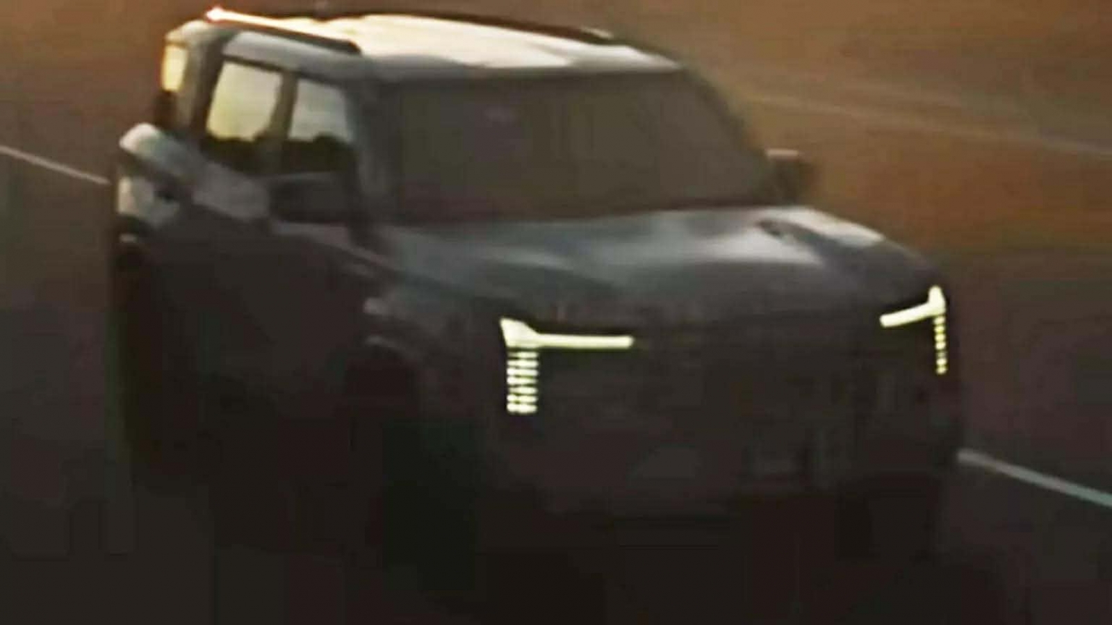 Mitsubishi Pajero chính thức quay trở lại thị trường với SUV mới vào năm 2026