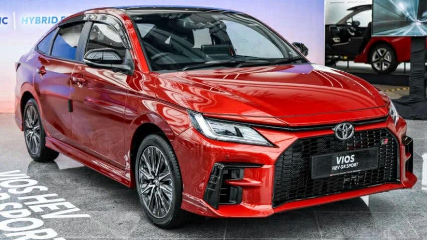 Toyota Vios Hybrid 2026 chính thức ra mắt với 2 phiên bản
