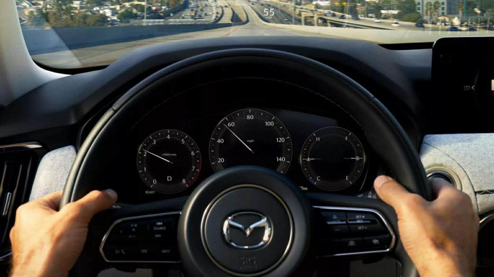 Mazda CX-90 bị điều tra vì lỗi vô-lăng nặng bất thường