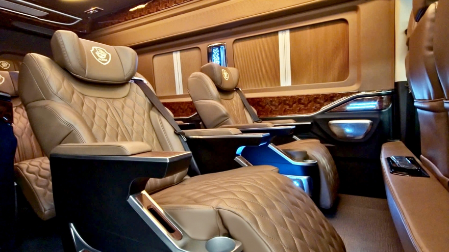 LOCOSTAR khẳng định vị thế sản xuất nội thất châu Âu, nâng cấp nội thất limouisine