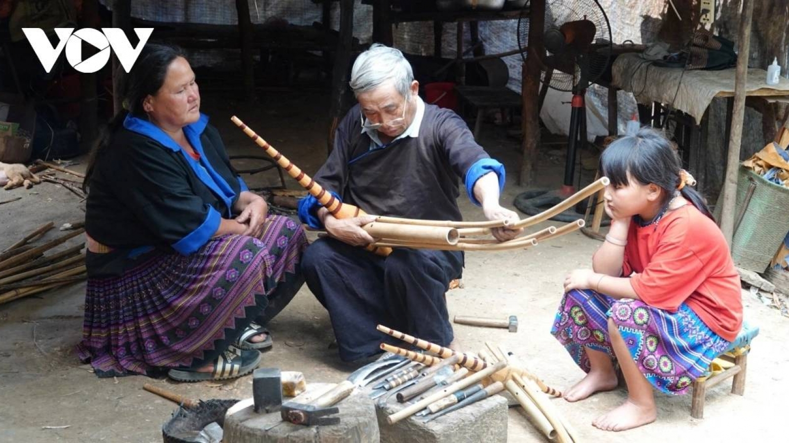 Efforts underway to preserve Mong panpipe tradition
