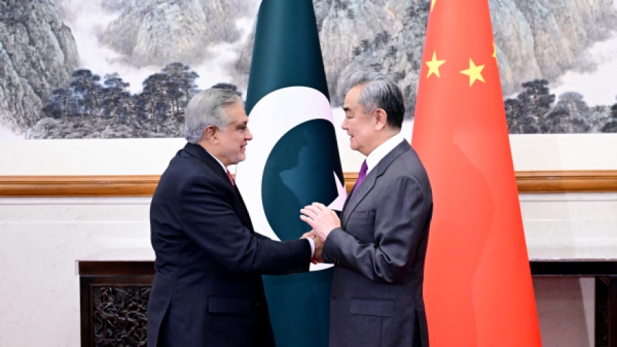 Ngoại trưởng Trung Quốc lên tiếng về tình hình ở Venezuela