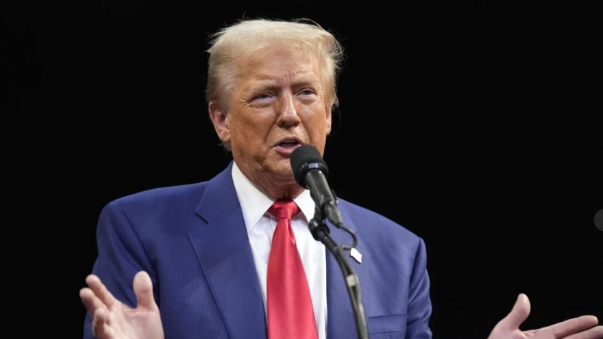 Tổng thống Trump: Châu Âu đang “tự hủy hoại chính mình”