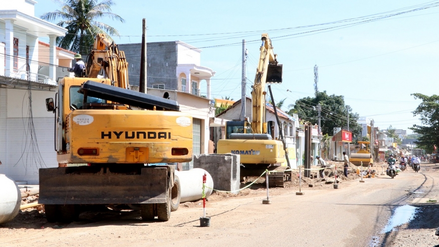 Nhiều dự án giao thông ở vùng biển Lâm Đồng chậm tiến độ