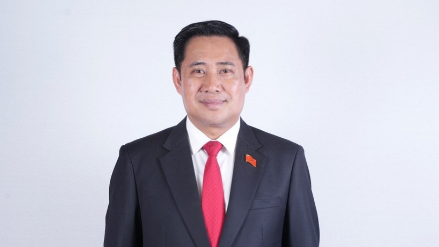 Lao official praises Vietnam's robust growth ahead of 14th Party Congress