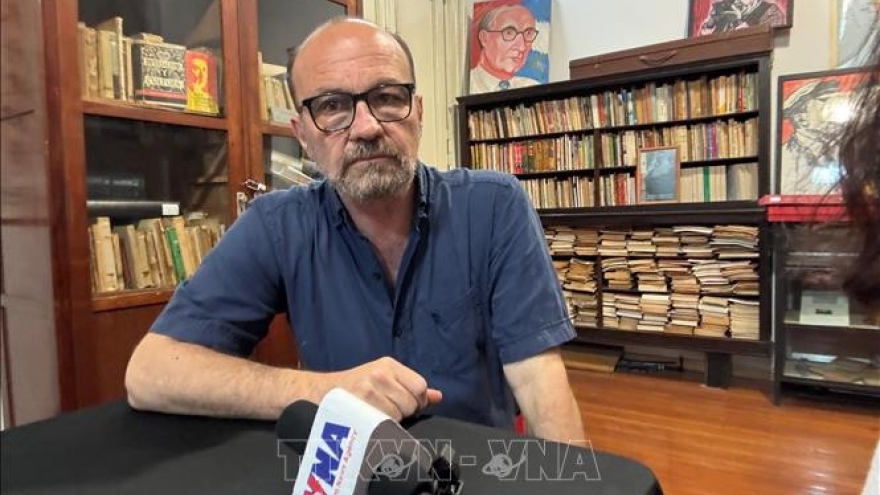 Vietnam navigates challenges with steadfast reform: Argentine politician