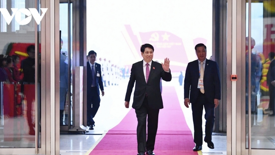 Incumbent and former Party and State leaders attend 14th National Party Congress