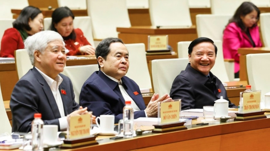 Conference collects opinions on candidates for full-time positions in 16th NA