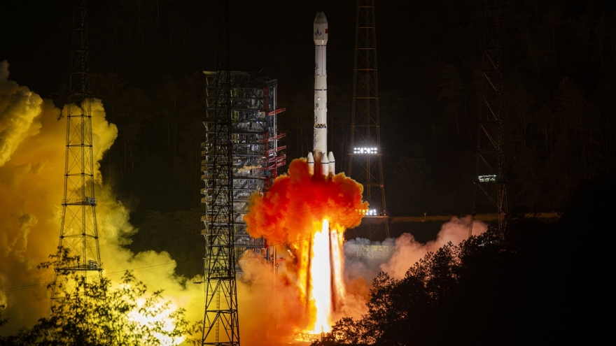 Trung Quốc có thể trở thành quốc gia đầu tiên phát hiện băng nước trên Mặt Trăng