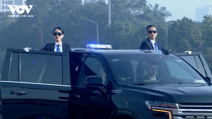 Những bóng hồng tại Lễ xuất quân bảo vệ Đại hội XIV của Đảng