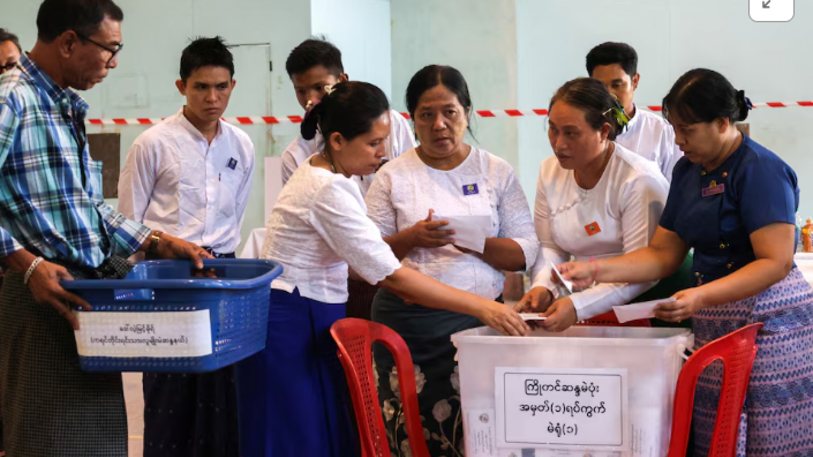 Myanmar bước vào vòng bầu cử cuối cùng với lợi thế áp đảo thuộc về đảng USDP