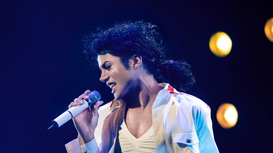 Có gì trong phim tiểu sử về Michael Jackson?
