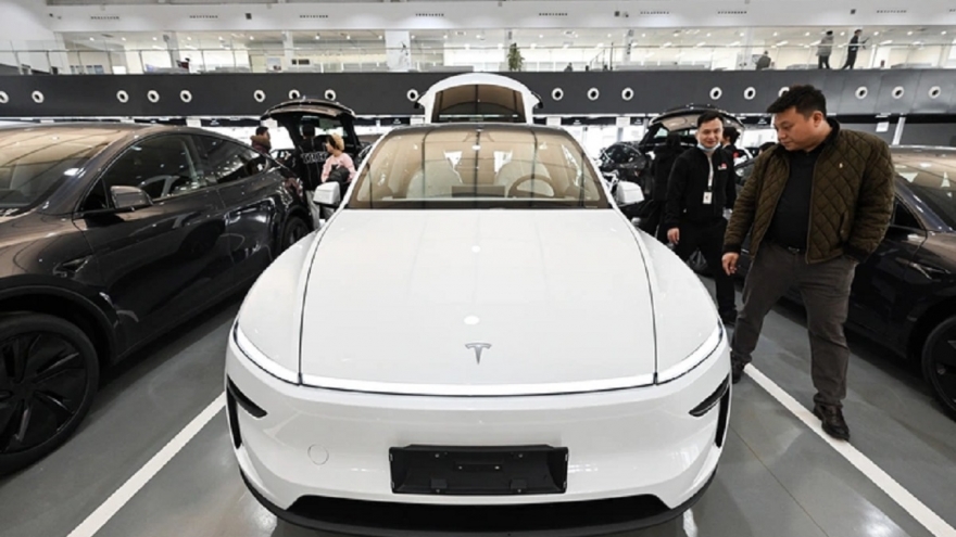 Tesla mất ngôi số 1 thế giới về sản xuất xe điện vào tay BYD