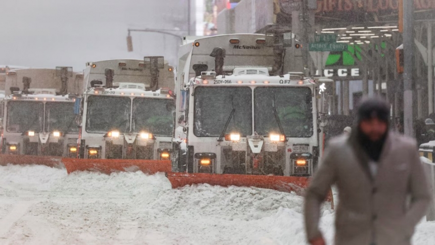 Bão tuyết dữ dội khiến nhiều bang miền Đông và miền Nam nước Mỹ tê liệt