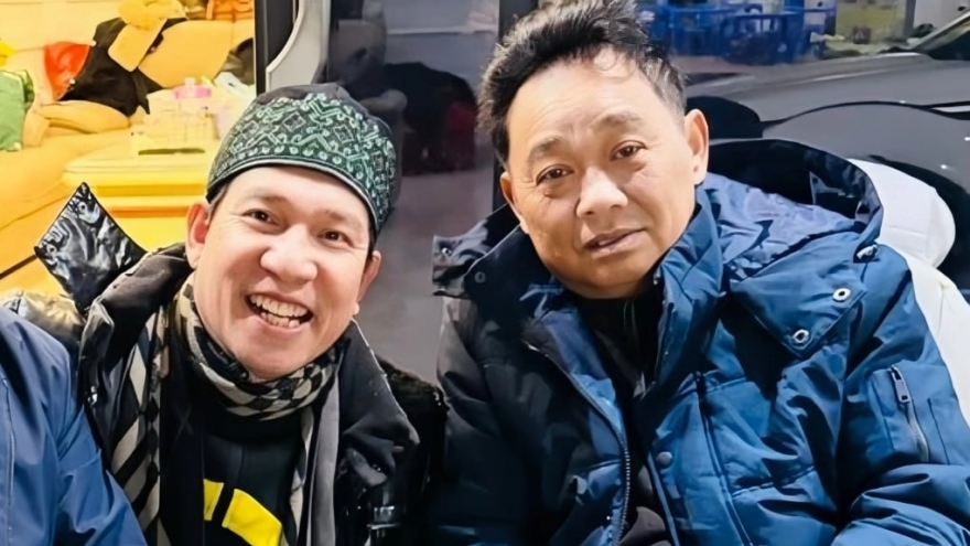 Sao Việt 9/1: Quang Thắng khoe ảnh đi ăn lẩu với Quốc Khánh