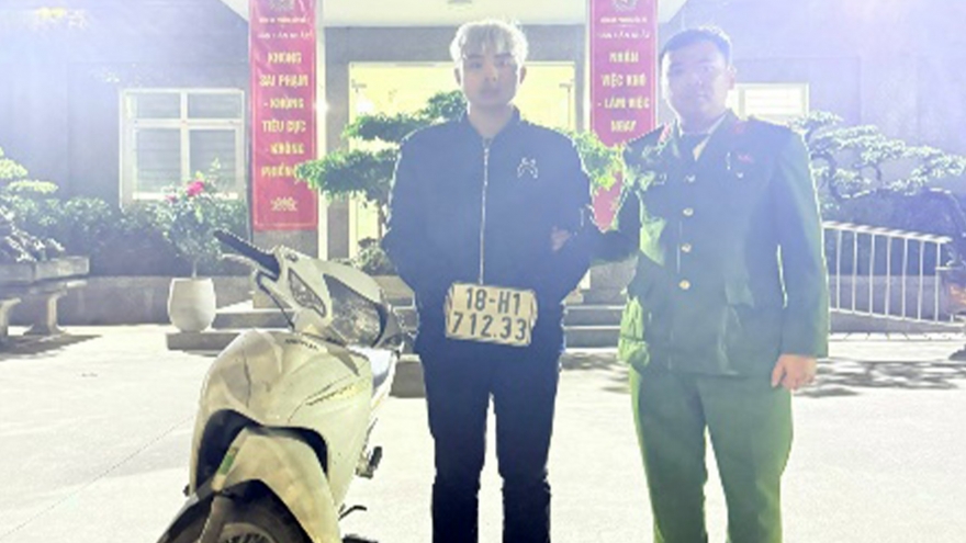 Bắt nam thanh niên trộm cắp xe máy tại khu đô thị ở Hà Nội