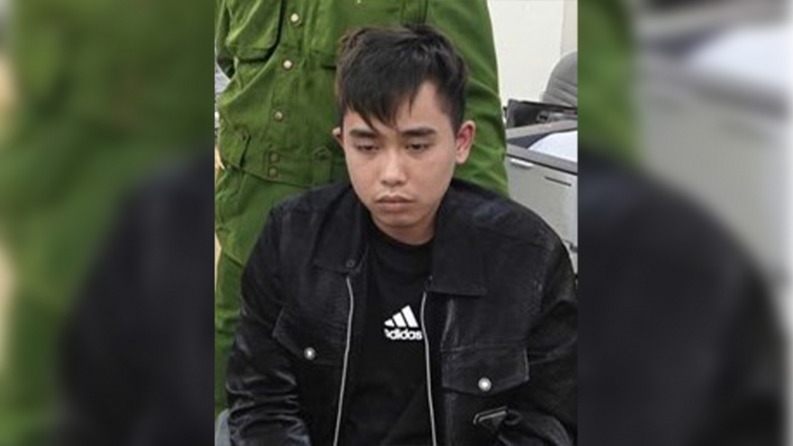 Tạm giữ hình sự đối tượng dùng dao đâm người ở Hà Nội