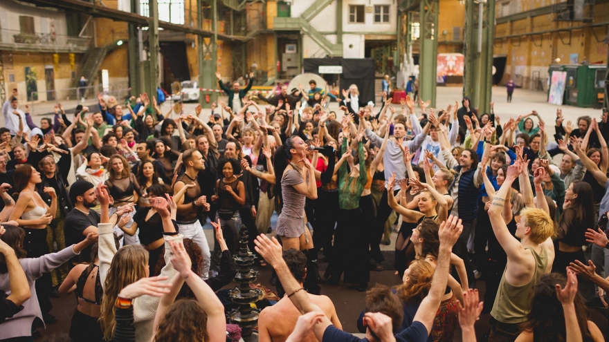 Chuyện di cư qua góc nhìn 15 nghệ sĩ trong liên hoan “Giữa miền di-dịch”