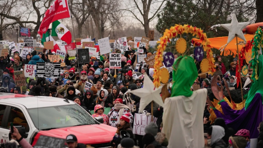 Nóng thế giới 13/1: Biểu tình bùng phát trên khắp nước Mỹ phản đối ICE