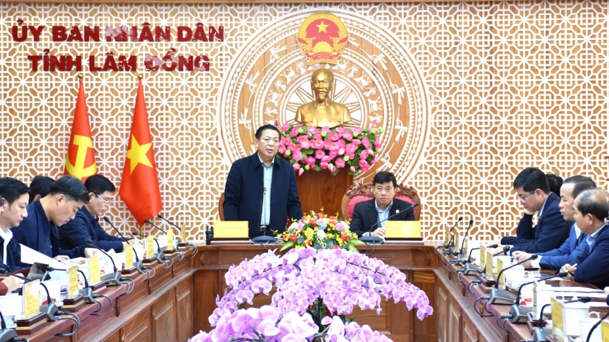 Bộ trưởng Bộ Xây dựng: Khẩn trương hoàn thiện đường hàng không của tỉnh Lâm Đồng