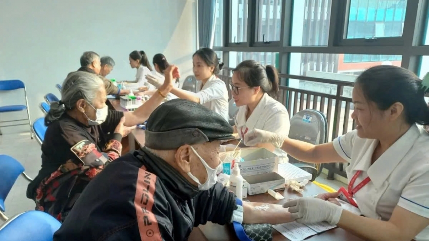 Bác sĩ Trung ương về trạm xá: Nâng tầm cho y tế cơ sở