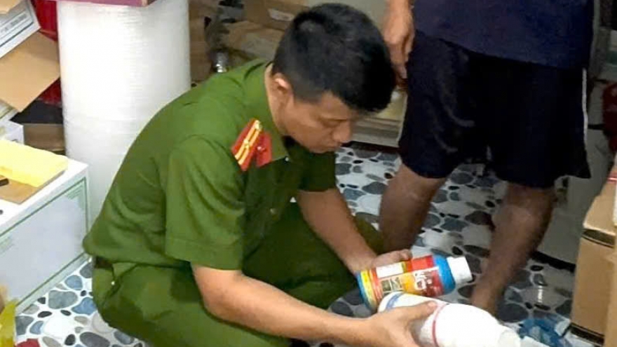 Triệt phá đường dây thuốc bảo vệ thực vật giả liên tỉnh, thu giữ 21.000 sản phẩm