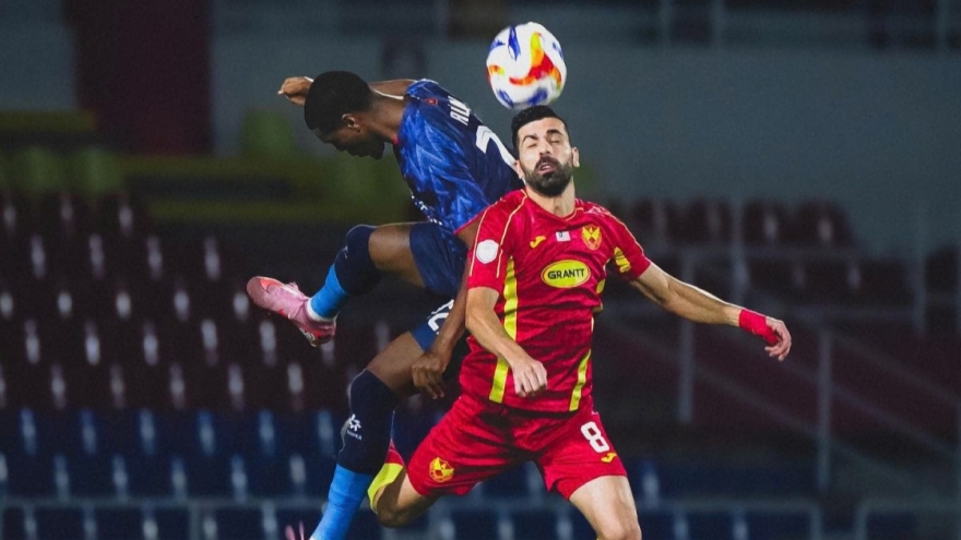 CLB CAHN và Nam Định có tình cảnh trái ngược nhau ở các giải quốc tế