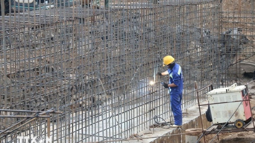 Vietnam targets double-digit growth in 2026 with massive investment push