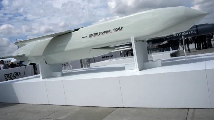 Pháp phản đối nới lỏng quy định cho phép Ukraine mua tên lửa Storm Shadow của Anh