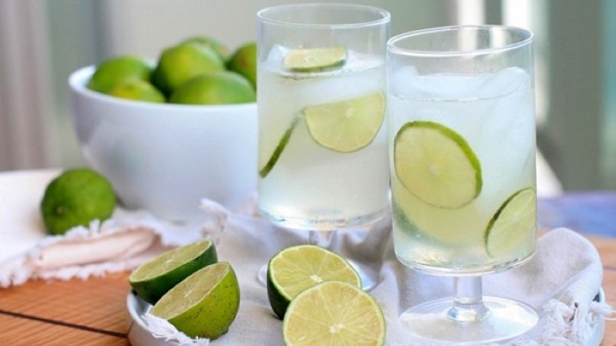 Uống nước chanh kiểu này tốt cho sức khỏe chẳng kém dùng thuốc bố ít người biết