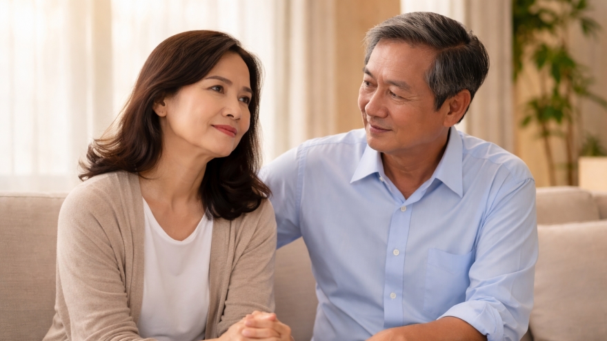 Chồng cũ từng phản bội lại là ân nhân cứu mạng tôi trong suốt 20 năm