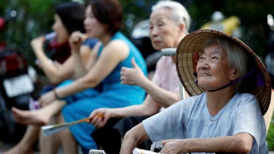 Việt Nam trước nguy cơ tăng trưởng dân số âm: Cuộc chạy đua với thời gian