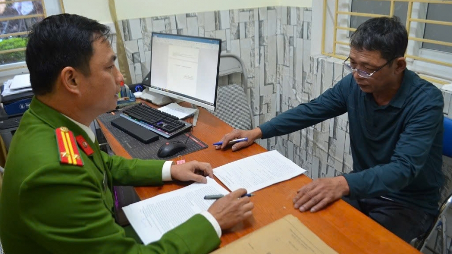 Đã tìm được thủ phạm đập kính ô tô trong đêm ở Nghệ An