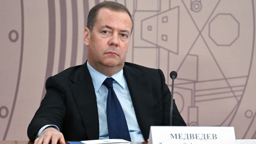 Ông Medvedev nêu kịch bản Greenland sáp nhập vào Nga