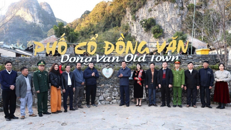 Dong Van transforms advantages into smart tourism