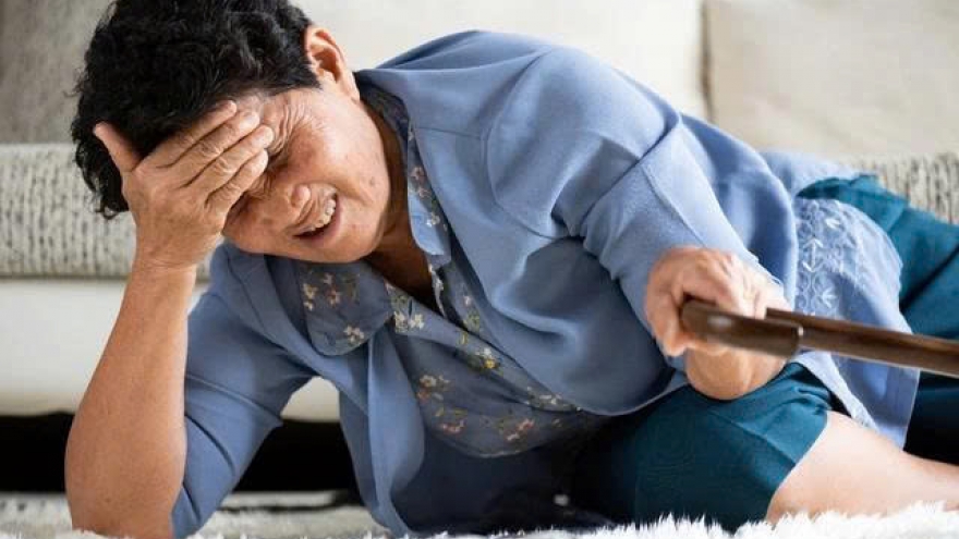 Đột quỵ gia tăng khi trời lạnh: Cảnh báo không thể chủ quan