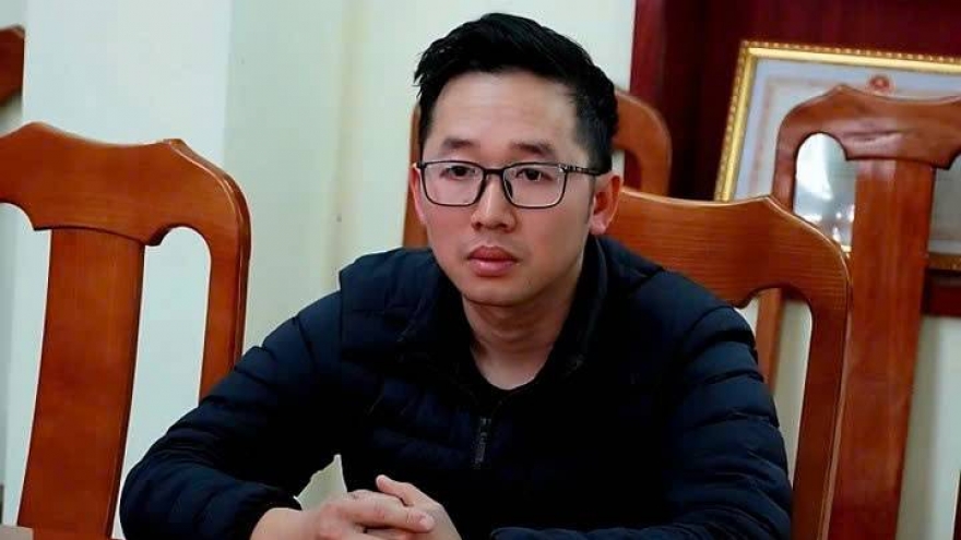 Triệt phá đường dây mua bán hàng chục tấn mỹ phẩm giả qua mạng