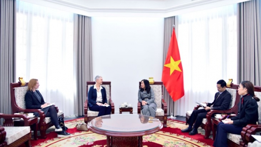Norway, Vietnam discuss ways to boost all-around cooperation