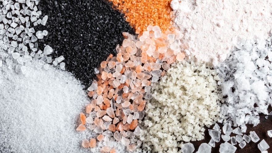 5 loại gia vị bếp nhà ai cũng có, ăn nhiều rất hại sức khỏe mà ít người biết