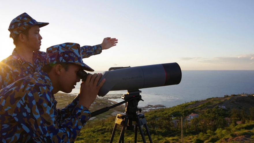 Cán bộ, chiến sĩ Vùng 3 Hải quân thi đua hướng về Đại hội XIV của Đảng