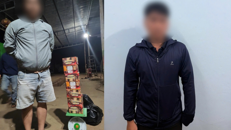 Buôn bán pháo nổ nhập lậu, 2 đối tượng bị bắt giữ