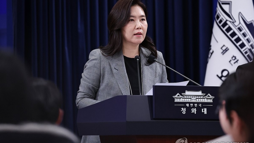 Hàn Quốc cưỡng chế đưa 73 nghi phạm lừa đảo xuyên quốc gia từ Campuchia về nước