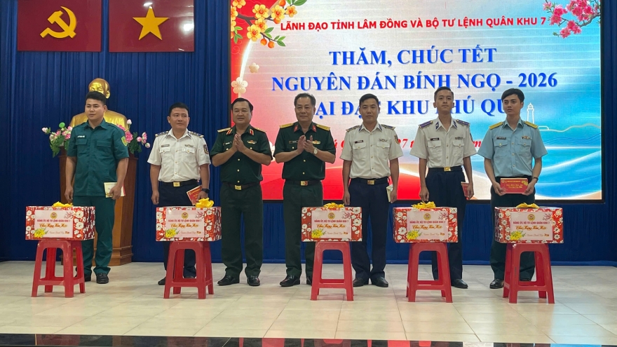 Bí thư Tỉnh ủy Lâm Đồng thăm, chúc Tết tại Đặc khu Phú Quý