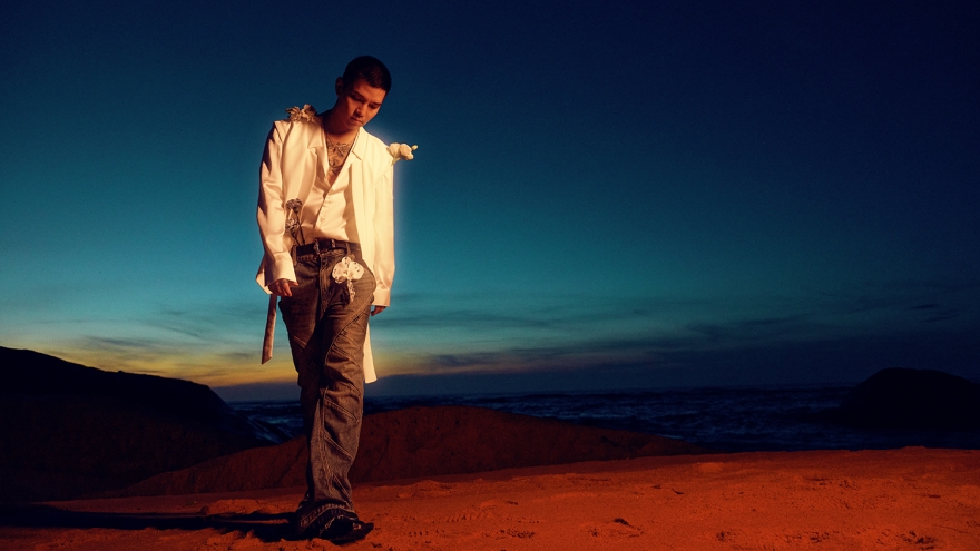 Hạnh phúc ngoài đời, Cường Seven vẫn viết được nhạc chia tay da diết