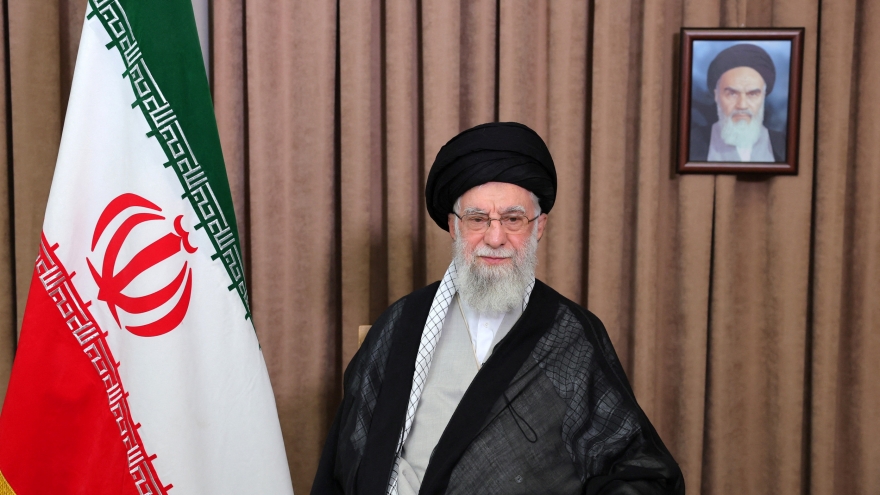 Iran cảnh báo tấn công Lãnh đạo Tối cao sẽ là tuyên chiến