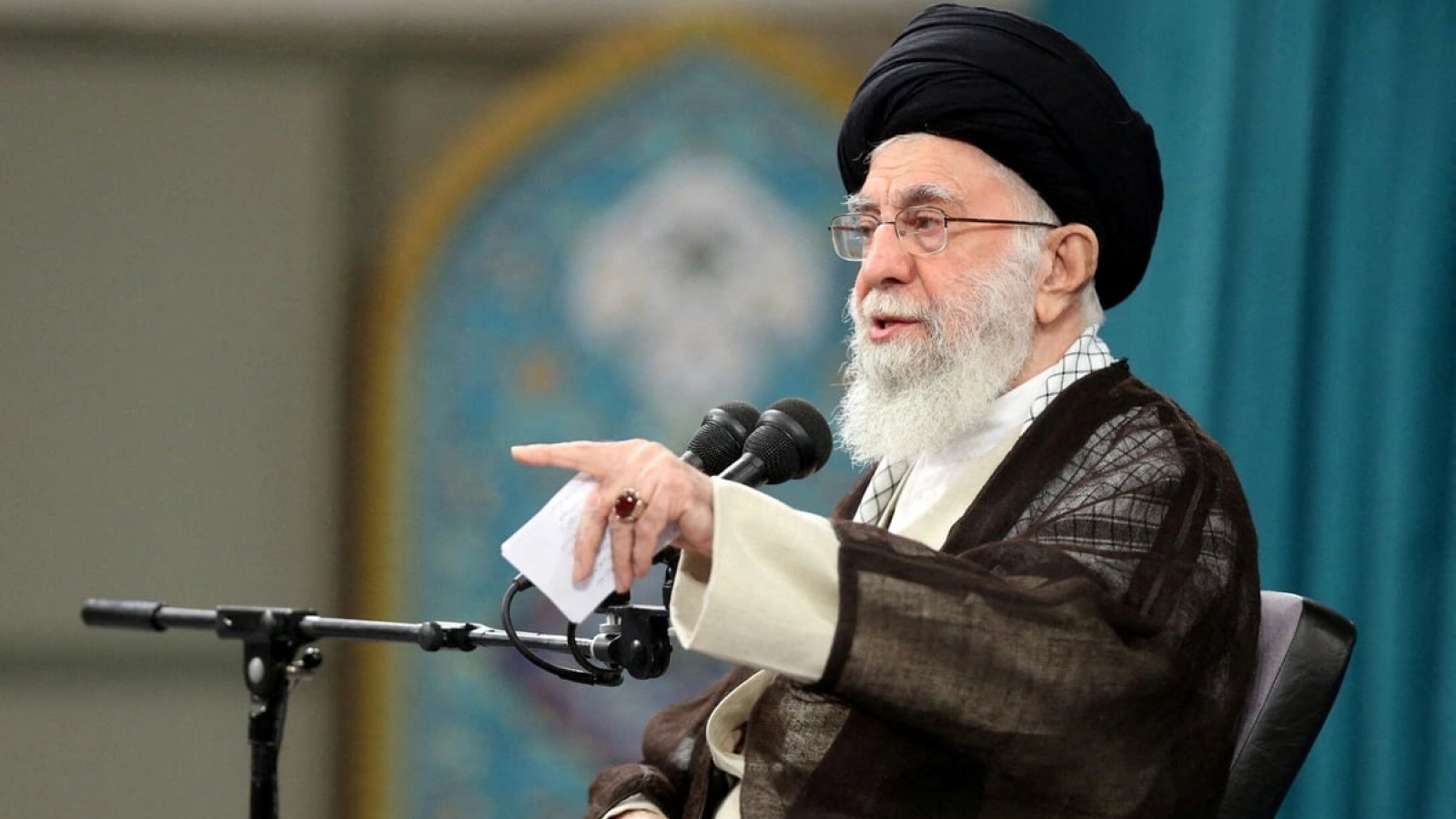 Đại giáo chủ Iran công kích dữ dội Tổng thống Mỹ
