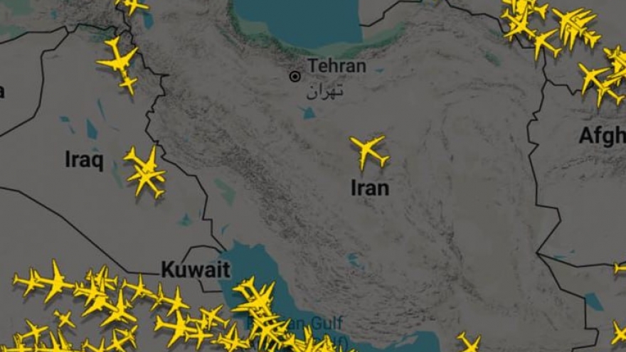 Iran tạm thời đóng cửa không phận