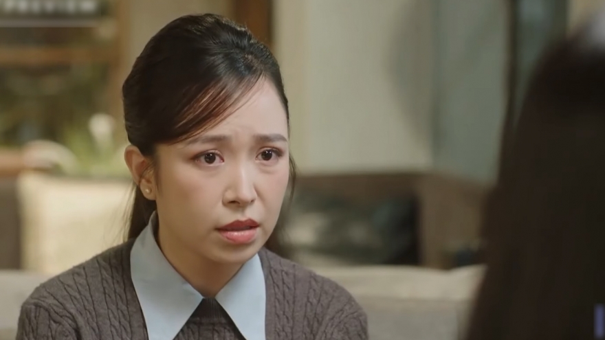 "Lằn ranh" tập 53: Người tình của Khắc quỳ gối xin được đi tù thay