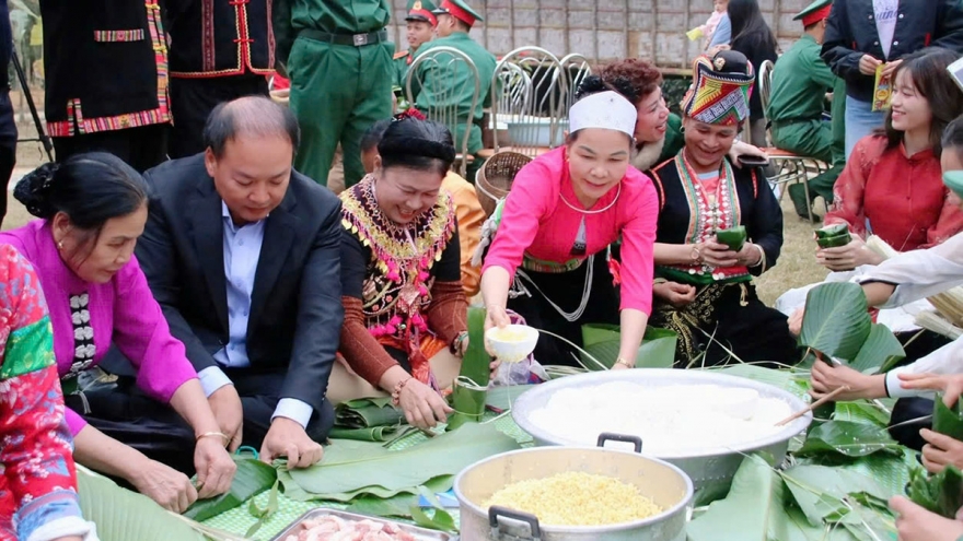 “Xuân quê hương” tại Làng Văn hóa – Du lịch các dân tộc Việt Nam