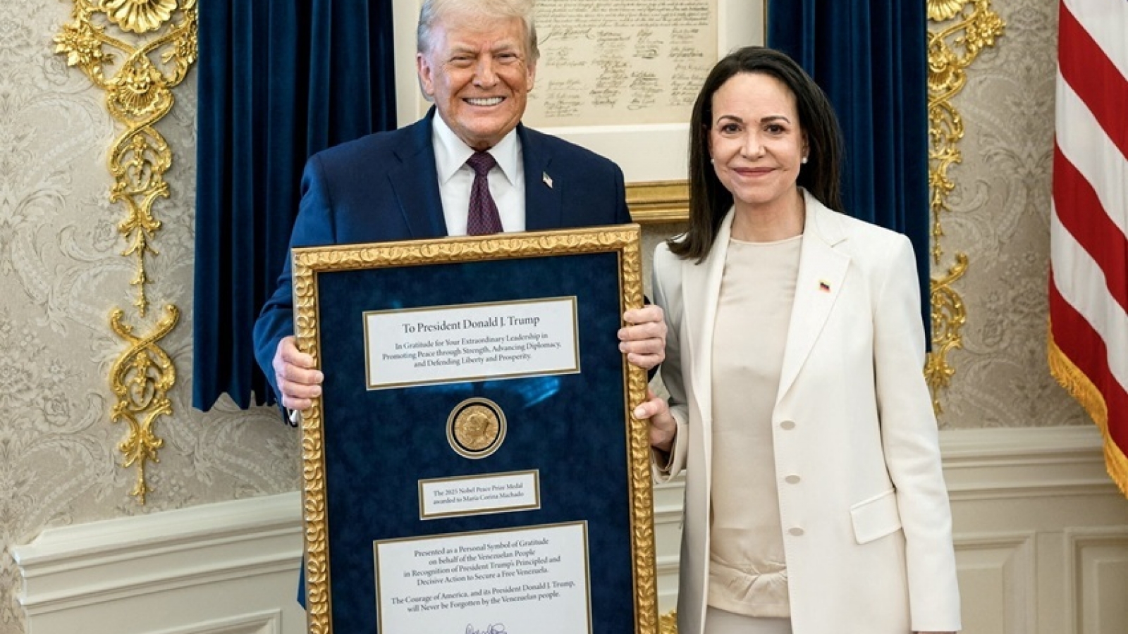 Quỹ Nobel khẳng định Giải Nobel không thể chuyển nhượng cho người khác